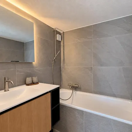 Grand duplex, charme, cheminée&balcon Diablerets Apartamento *